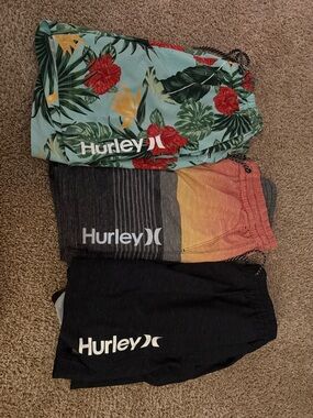 Hurley men’s bundle of 3 Swim Shorts